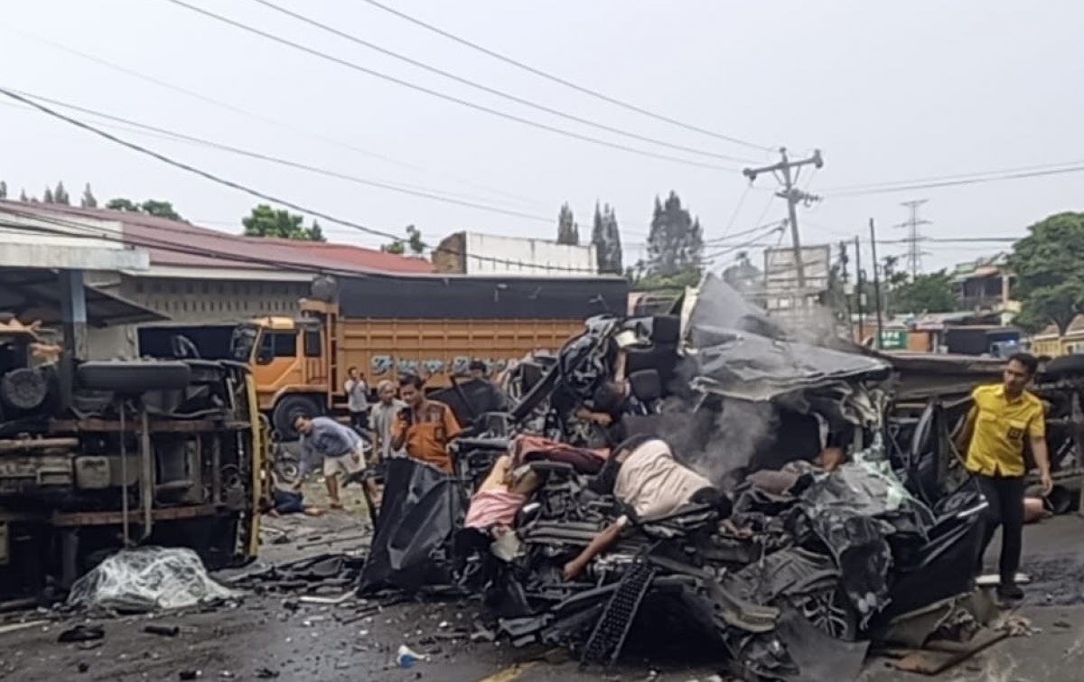 Kecelakaan Beruntun Sibolangit